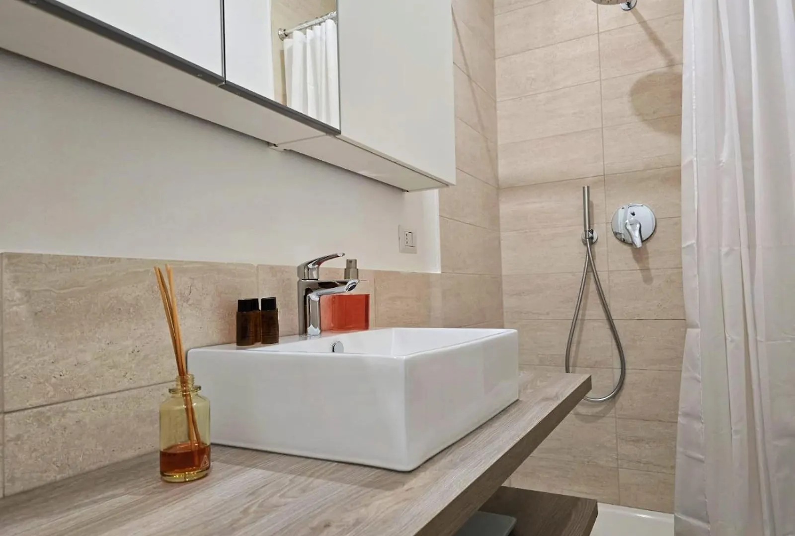 Yr Apartments Milan - Tibaldi 0*,  Italy